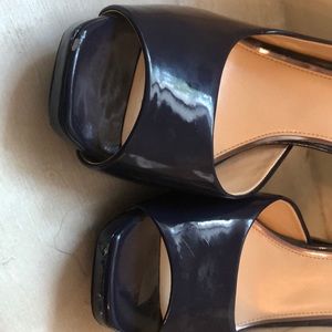 JESSICA SIMPSON NAVY HEELS